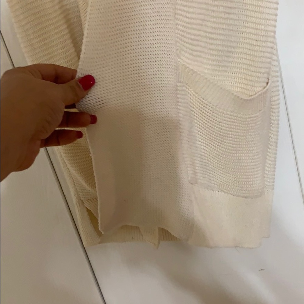 Vest - Picture 5 of 6